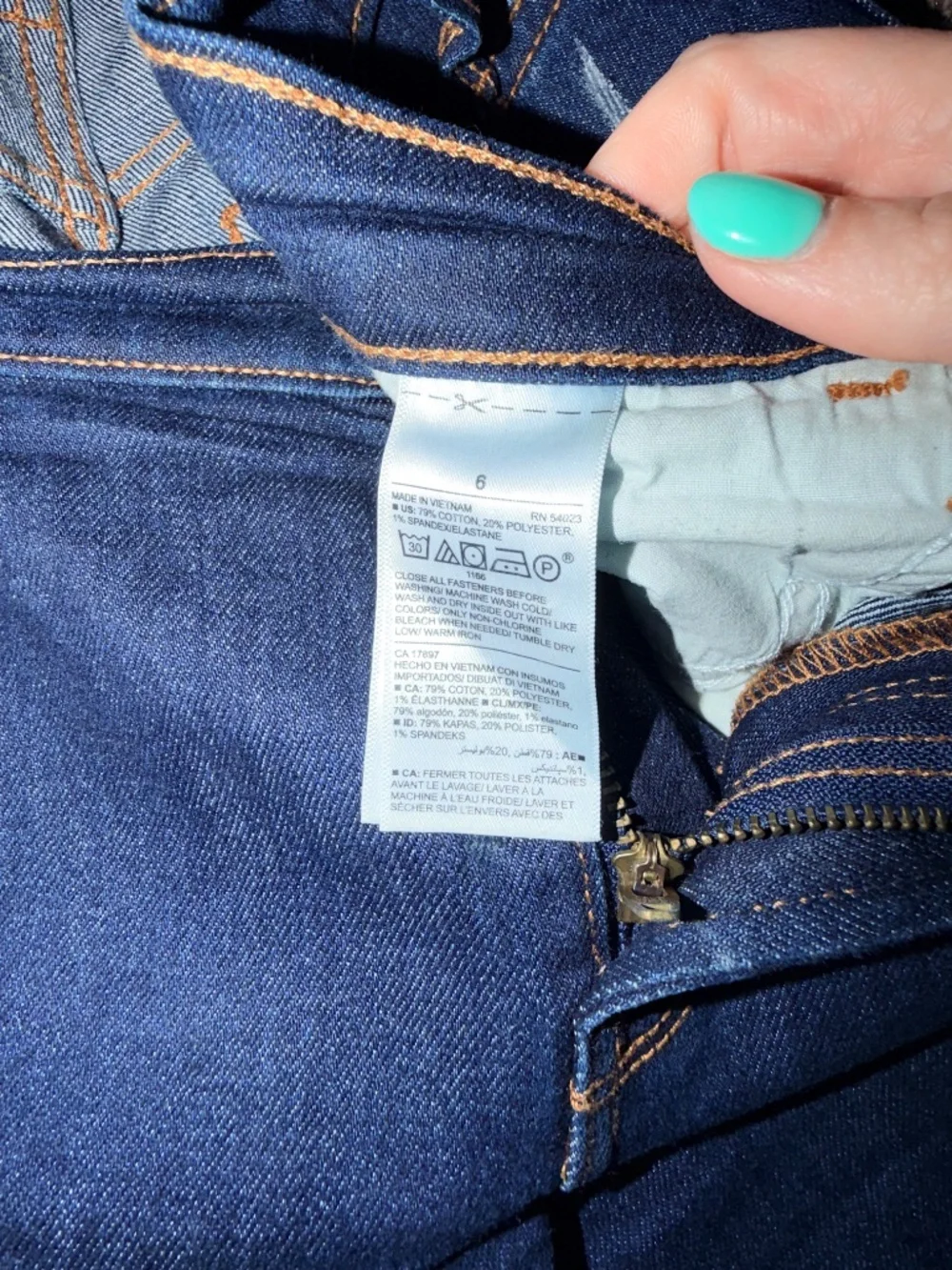 Women's Old Navy Bermuda Denim Shorts